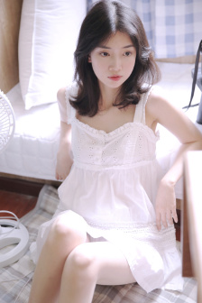 年轻女教师在线观看